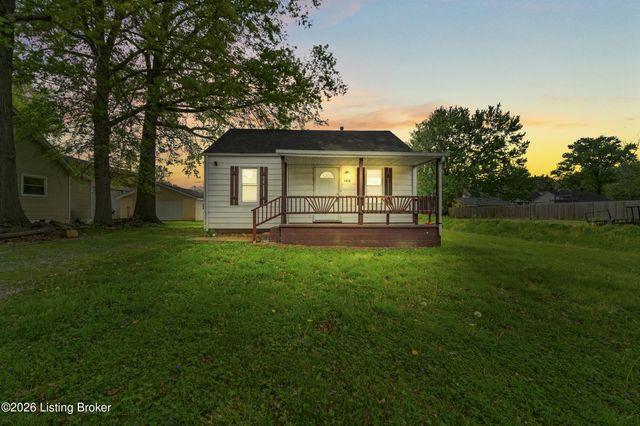 3328 Farnsley Rd, Louisville, KY 40216