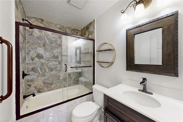 1817 Laura Lane, College Station, TX 77840
