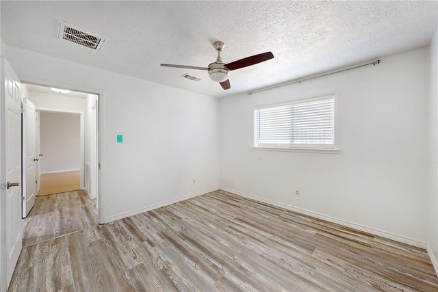 1817 Laura Lane, College Station, TX 77840