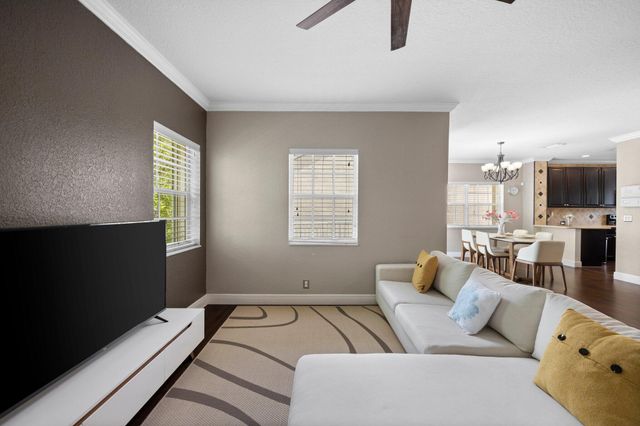 648 NW 127th Avenue, Coral Springs, FL 33071