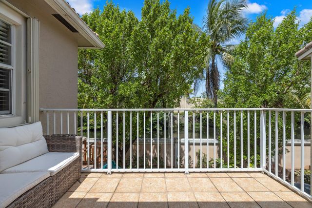 648 NW 127th Avenue, Coral Springs, FL 33071