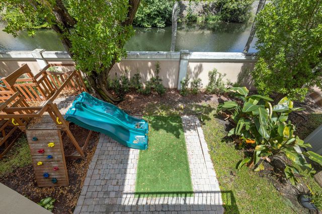 648 NW 127th Avenue, Coral Springs, FL 33071