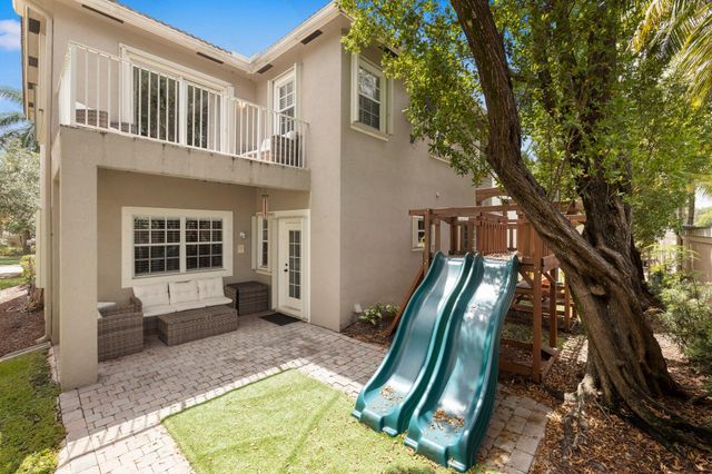 648 NW 127th Avenue, Coral Springs, FL 33071