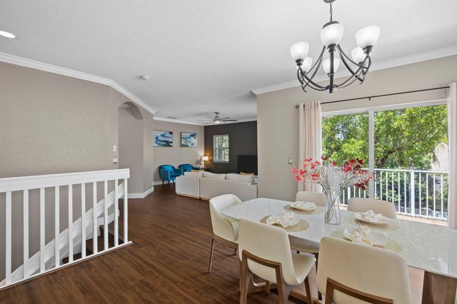 648 NW 127th Avenue, Coral Springs, FL 33071