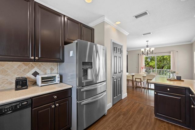 648 NW 127th Avenue, Coral Springs, FL 33071