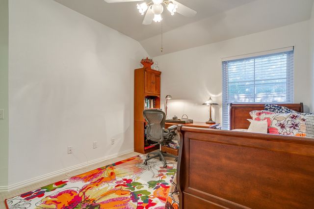 108 Hollywood Boulevard, Euless, TX 76040