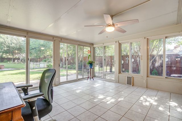 108 Hollywood Boulevard, Euless, TX 76040