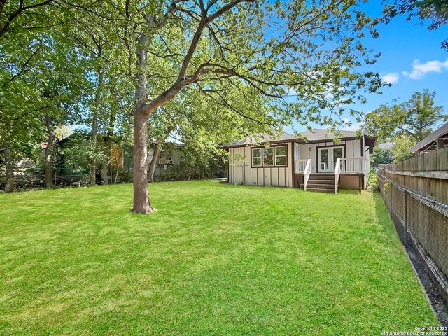 419 W Huisache, San Antonio, TX 78212