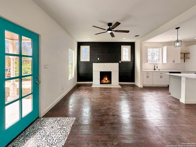 419 W Huisache, San Antonio, TX 78212