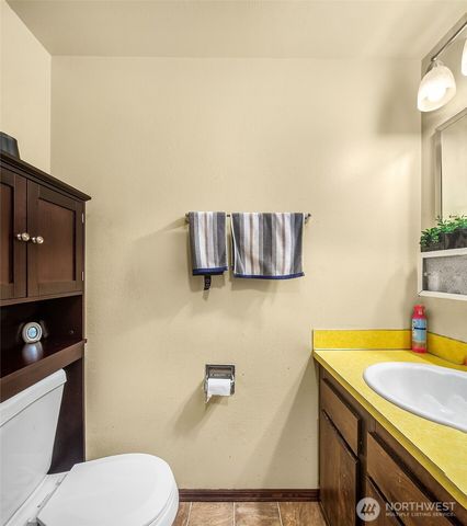 9226 Sharon Drive, Everett, WA 98204
