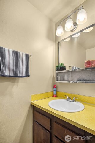 9226 Sharon Drive, Everett, WA 98204