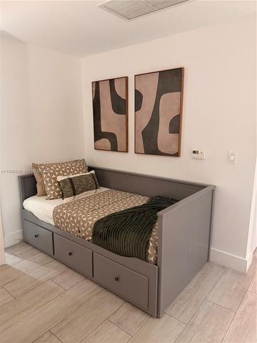 121 NE 34th St 2806A, Miami, FL 33137