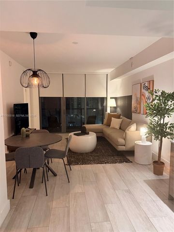 121 NE 34th St 2806A, Miami, FL 33137