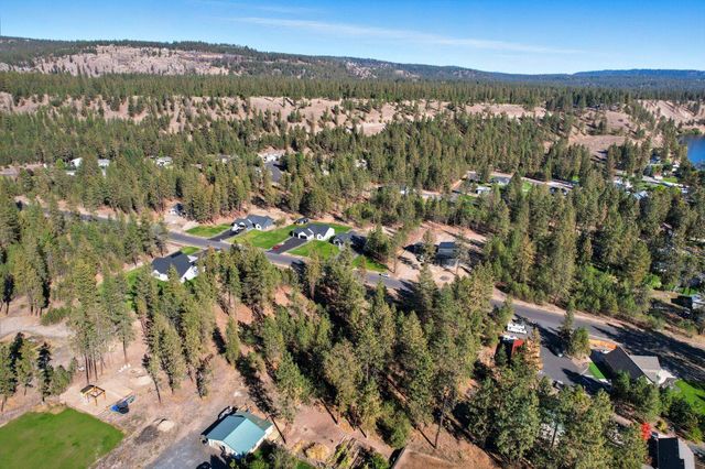 6578 Kate Dr, Nine Mile Falls, WA 99026