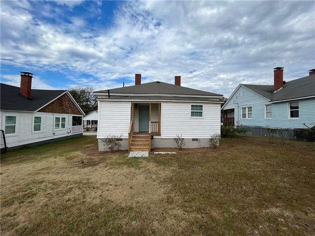 14 Hazel Street, Porterdale, GA 30014