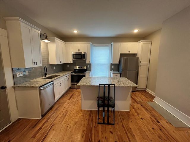 14 Hazel Street, Porterdale, GA 30014