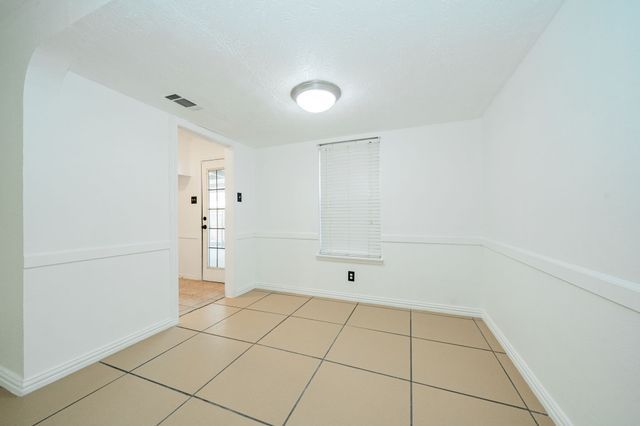 1802 Las Cruces Lane, Dallas, TX 75217