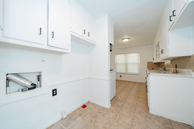 1802 Las Cruces Lane, Dallas, TX 75217