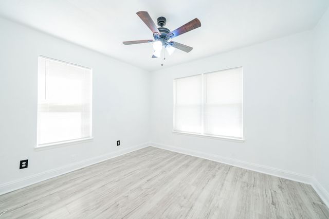 1802 Las Cruces Lane, Dallas, TX 75217