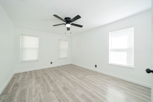 1802 Las Cruces Lane, Dallas, TX 75217