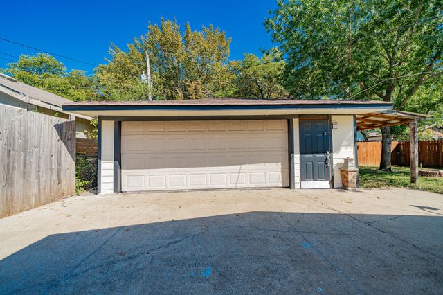 1802 Las Cruces Lane, Dallas, TX 75217