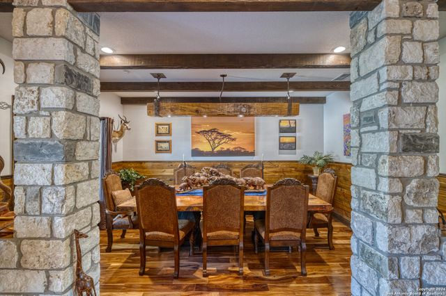 1023 MARIPOSA AVE, Concan, TX 78838