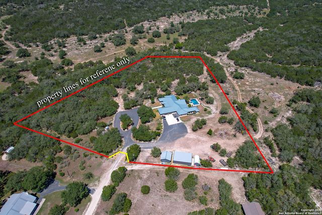 1023 MARIPOSA AVE, Concan, TX 78838