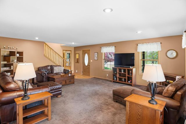 12025 Blackwood Avenue NW, Monticello, MN 55362