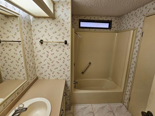 6978 SE Delegate Street, Hobe Sound, FL 33455