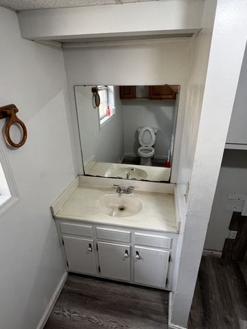 115 S Oak Dr, Collinwood, TN 38450