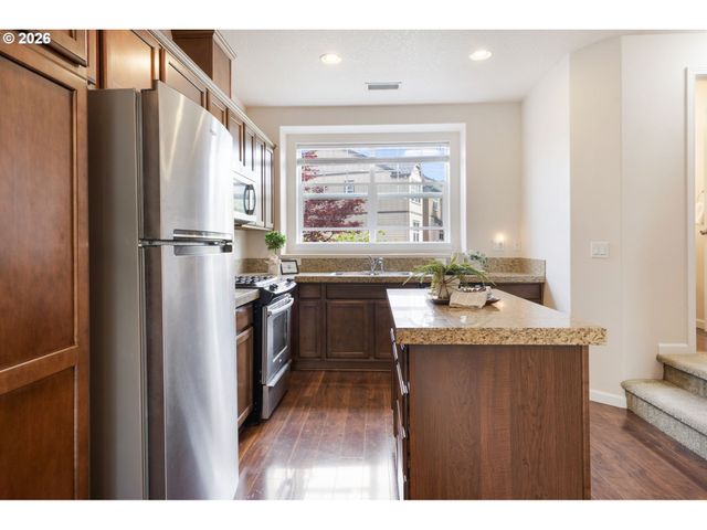 13580 Sw ROSEMARY Ln, Portland, OR 97223