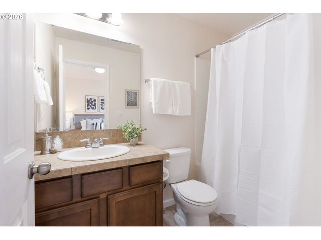 13580 Sw ROSEMARY Ln, Portland, OR 97223