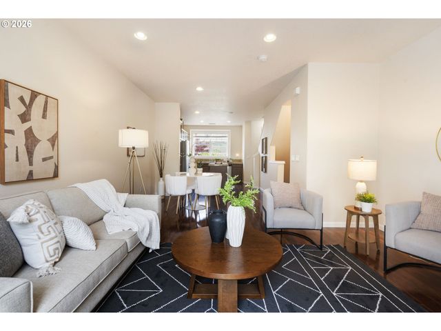 13580 Sw ROSEMARY Ln, Portland, OR 97223