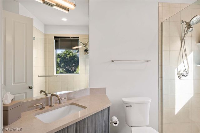 10620 Gulf Shore DR 203, Naples, FL 34108