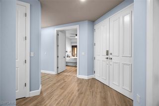 10620 Gulf Shore DR 203, Naples, FL 34108