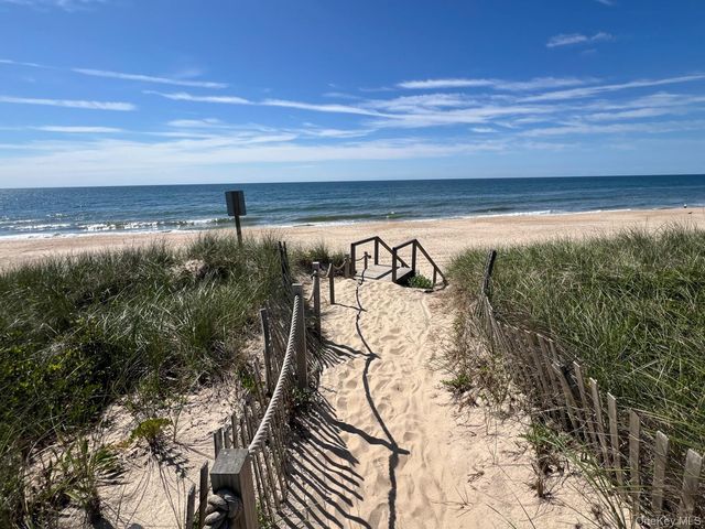 379 Bluff Road 115, Amagansett, NY 11930