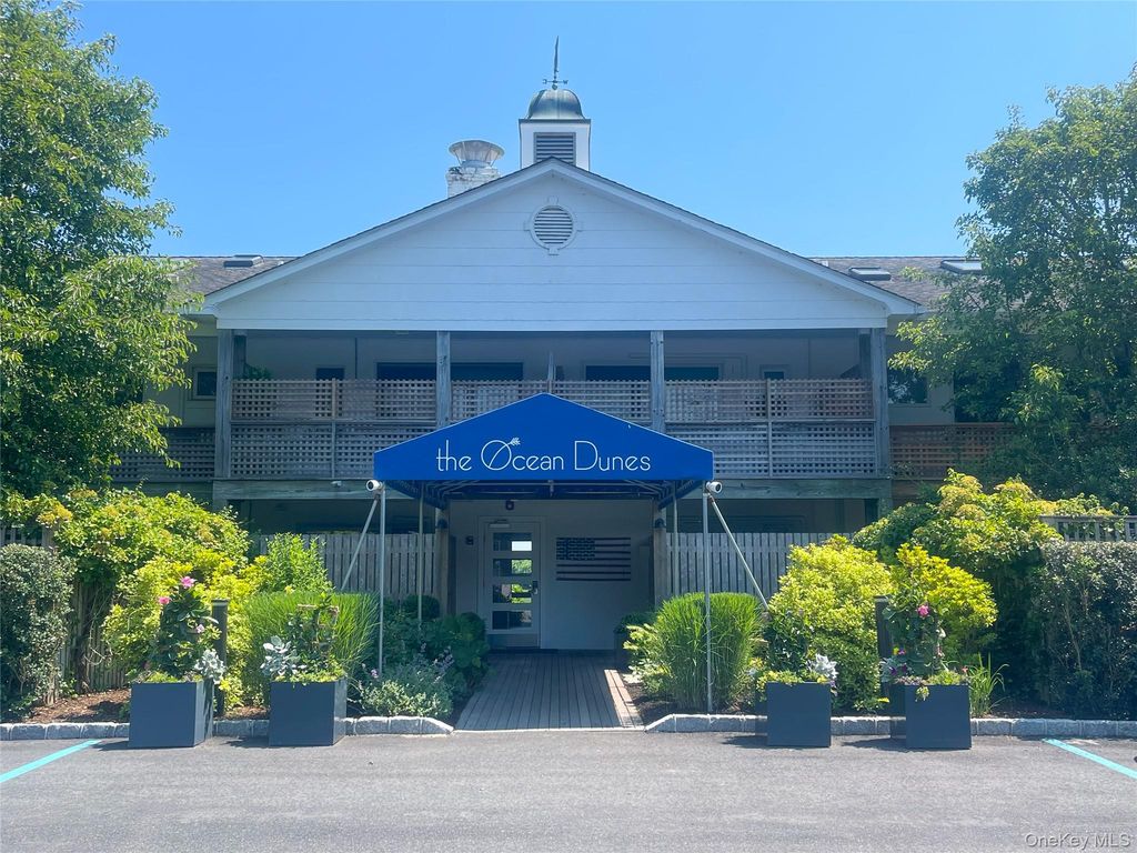 379 Bluff Road 115, Amagansett, NY 11930