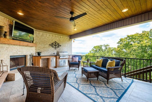 74 Falstone Drive, Little Rock, AR 72223