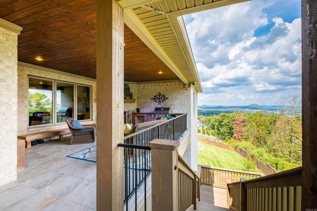 74 Falstone Drive, Little Rock, AR 72223