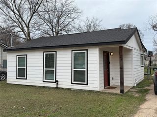 124 Cedar Street, Waco, TX 76705