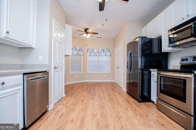 141 Mill Pond Xing B5, Carrollton, GA 30116