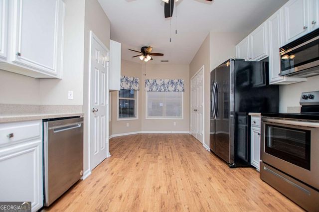 141 Mill Pond Xing B5, Carrollton, GA 30116