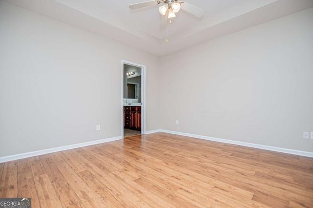 141 Mill Pond Xing B5, Carrollton, GA 30116