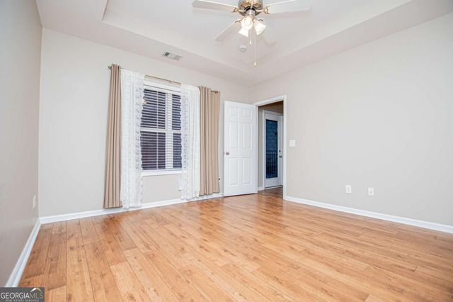 141 Mill Pond Xing B5, Carrollton, GA 30116