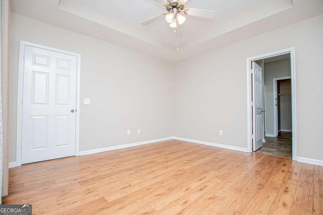 141 Mill Pond Xing B5, Carrollton, GA 30116