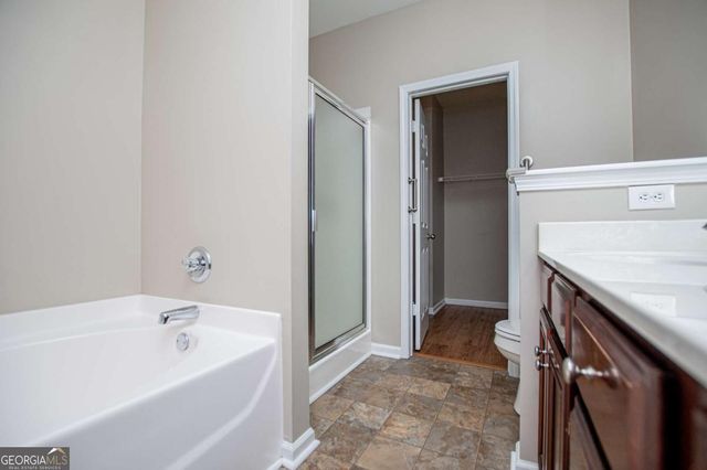 141 Mill Pond Xing B5, Carrollton, GA 30116