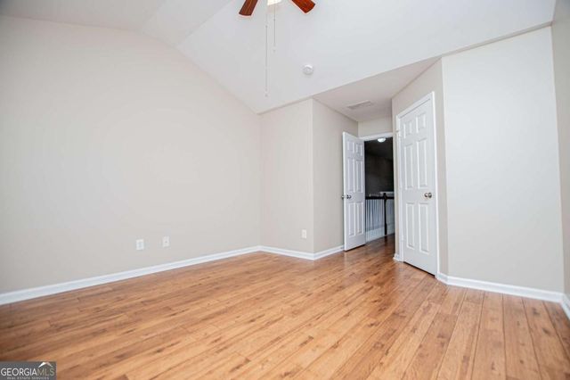 141 Mill Pond Xing B5, Carrollton, GA 30116