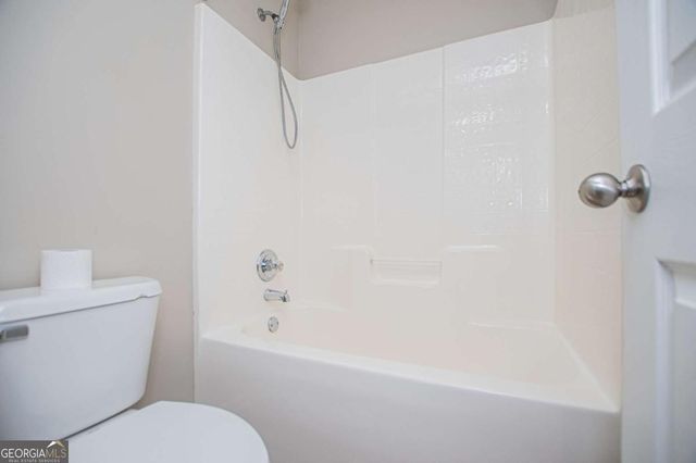 141 Mill Pond Xing B5, Carrollton, GA 30116