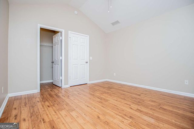 141 Mill Pond Xing B5, Carrollton, GA 30116