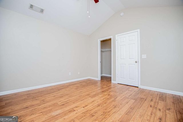 141 Mill Pond Xing B5, Carrollton, GA 30116